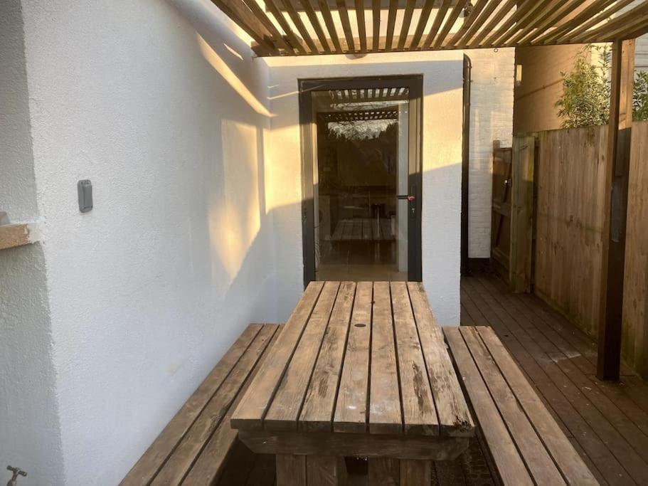 Apartment Self-contained, Private Entrance, Near Centre