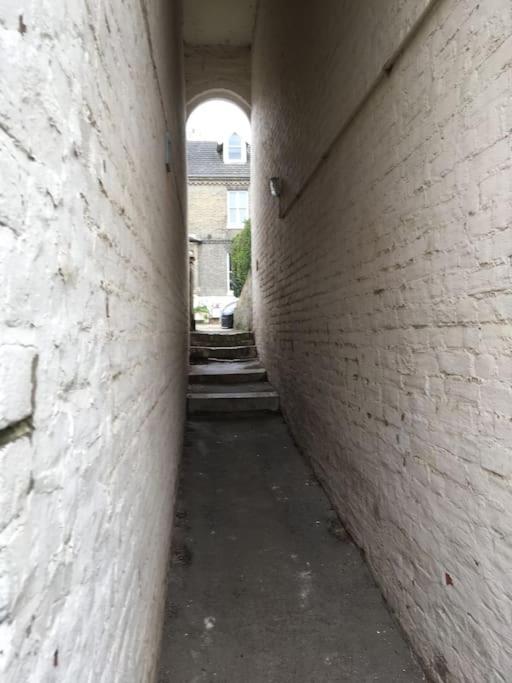 Self-contained, Private Entrance, Near Centre * Norwich
